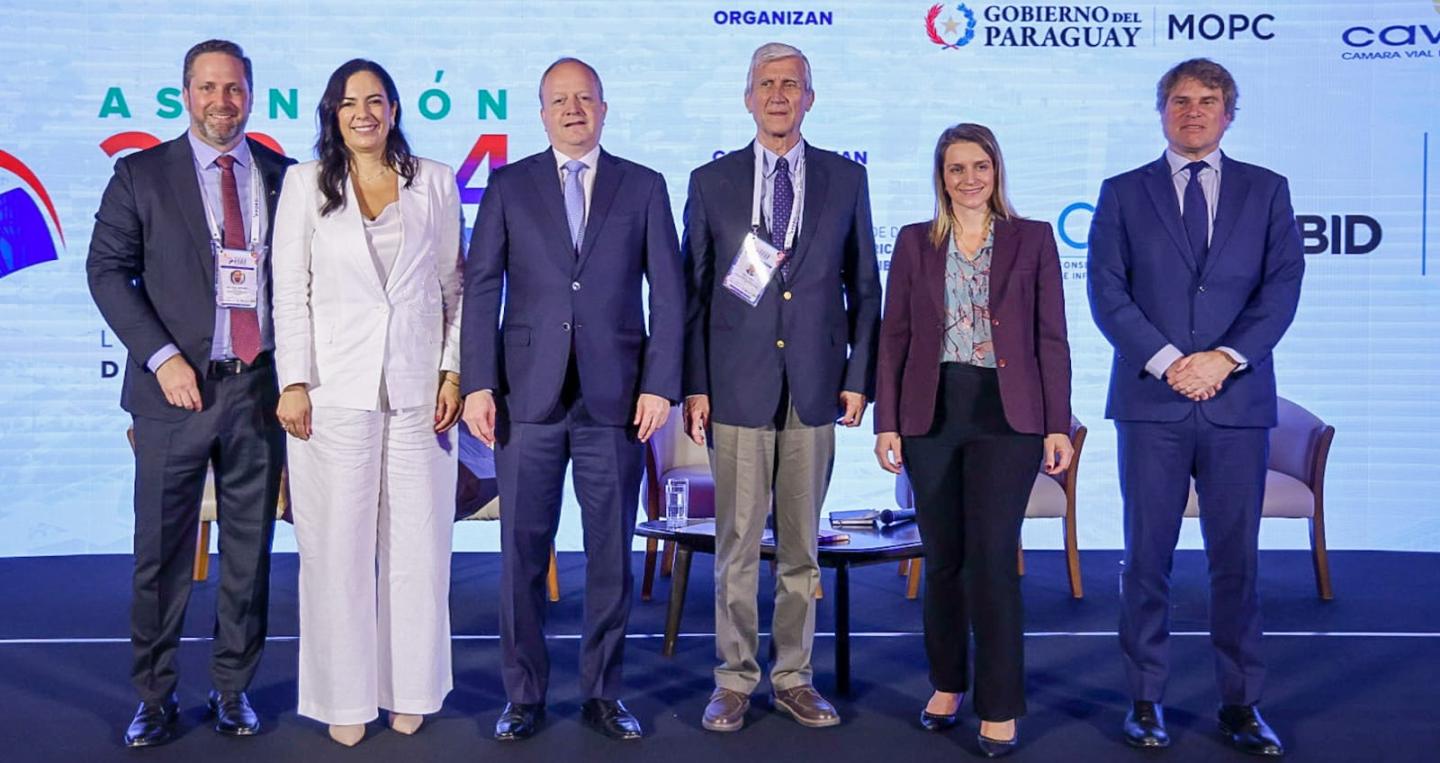 Participantes en el Foro Latiamericano de Infraestructura