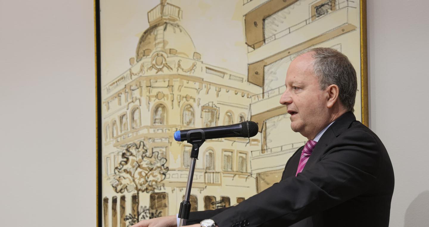 Ministro Carlos Fernández Valdovinos en lanzamiento de FOGAE