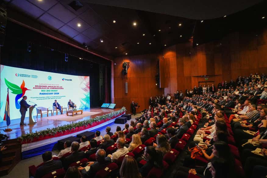 Invest Fórum Paraguay 2025 presentó las oportunidades de inversión del BID  Invest para el sector empresarial | Ministerio de Economía y Finanzas