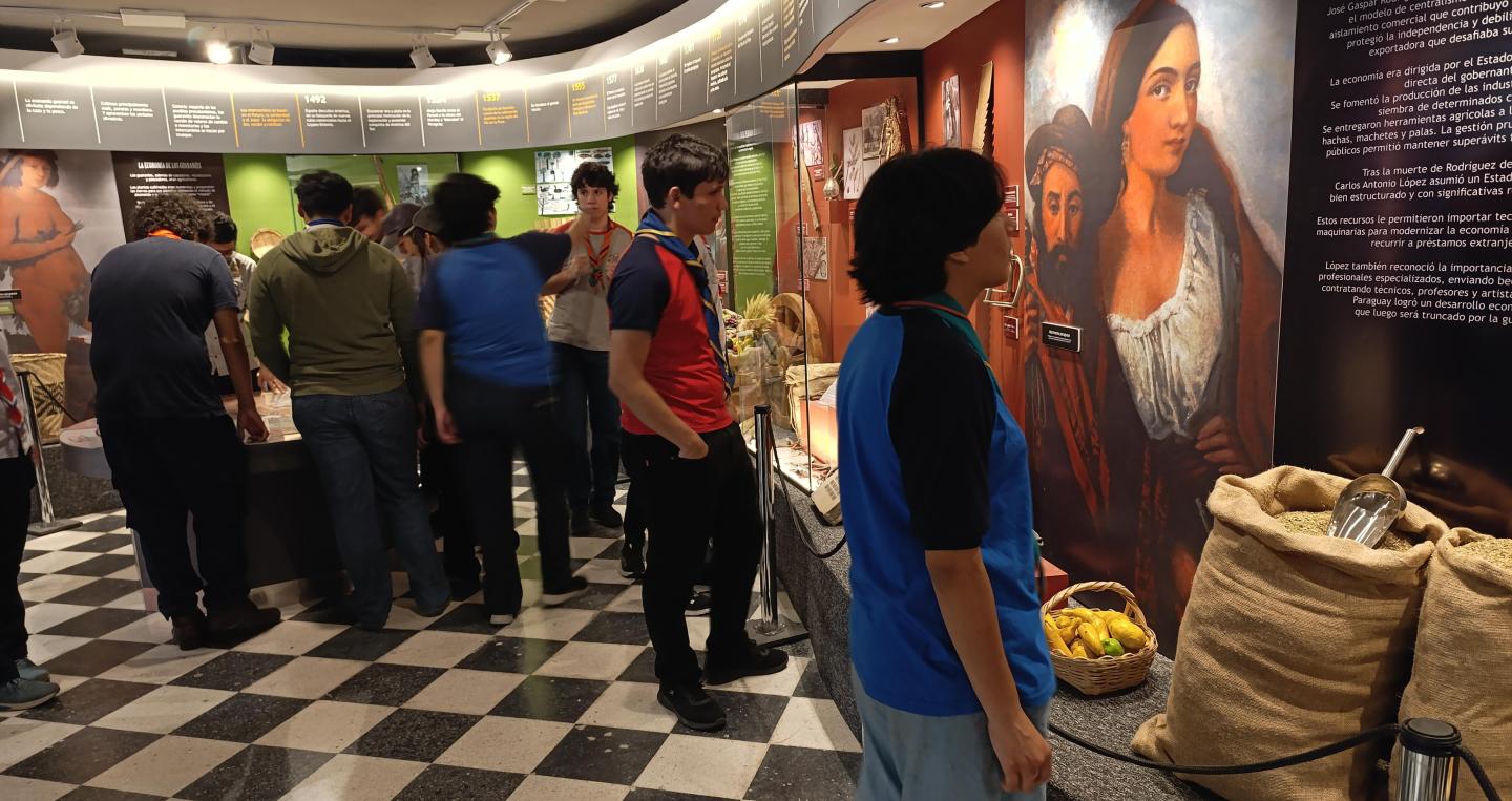 Visita al museo de Economía