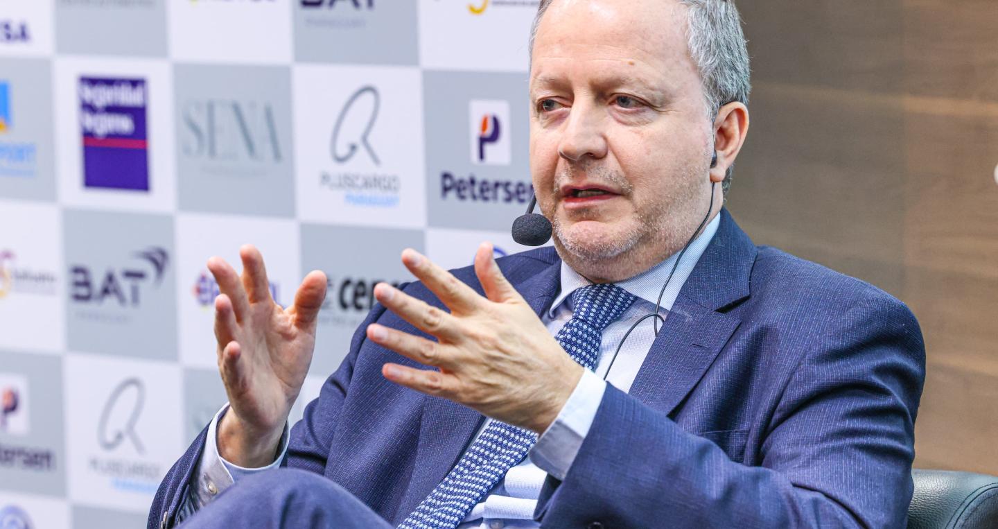 Ministro Carlos Fernández Valdovinos