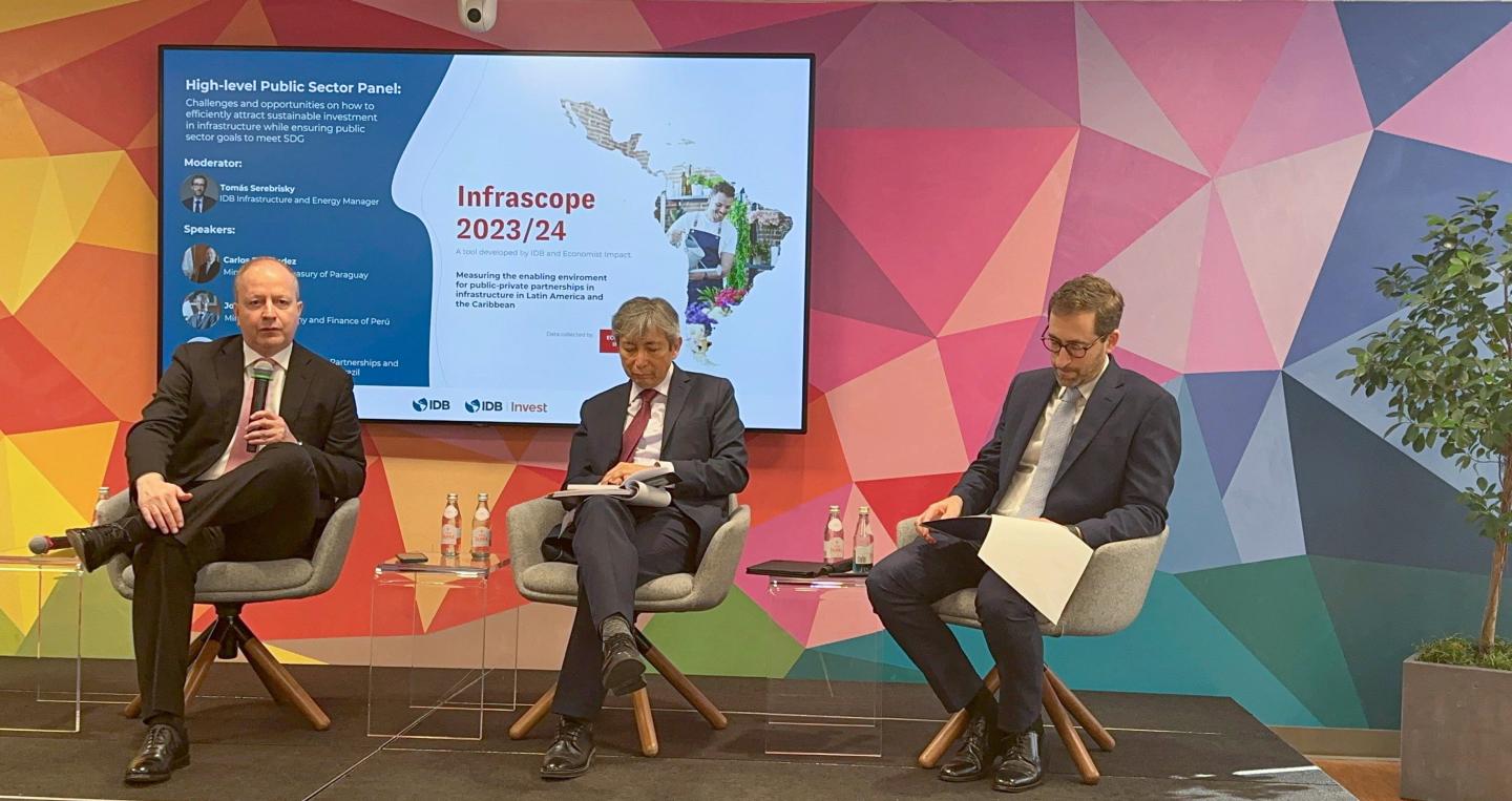 Ministro Fernández Valdovinos en EEUU