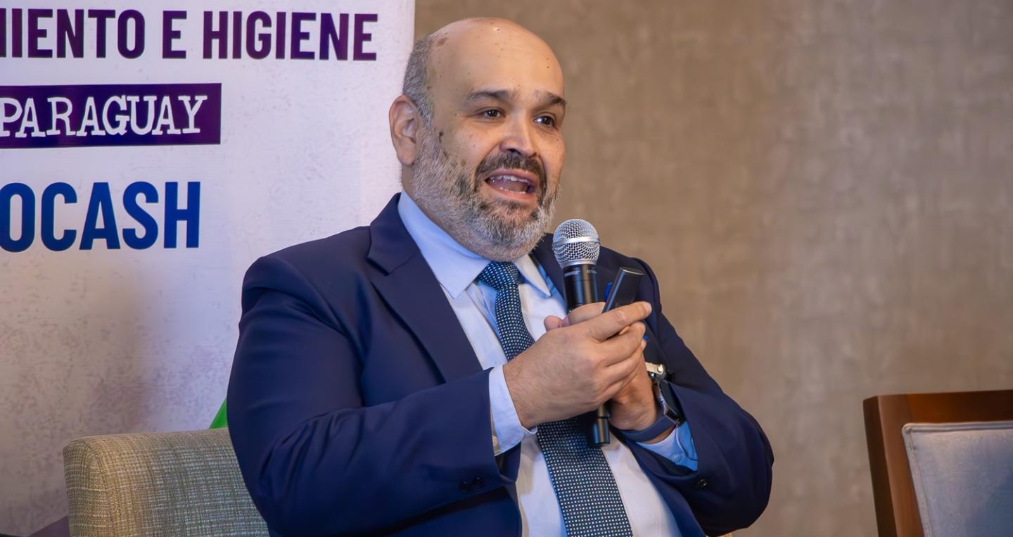Director de Inversión Pública en Foro sobre Agua y Saneamiento
