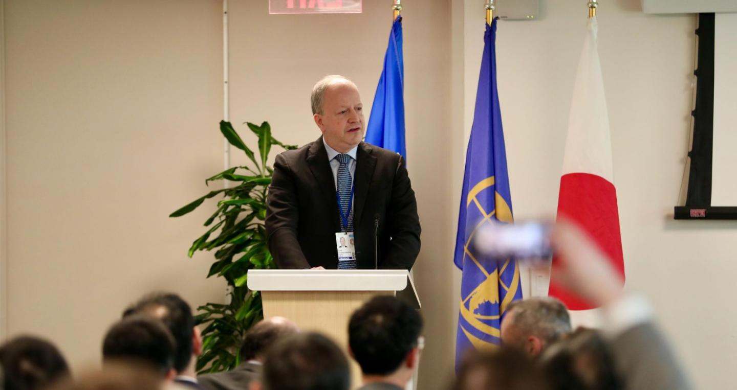 MInistro Valdovinos en evento del BID