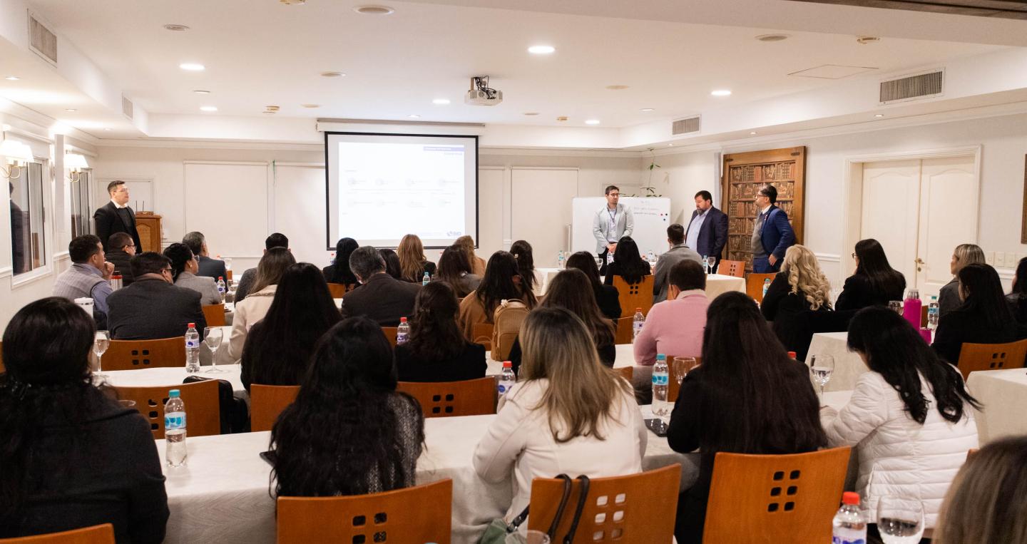 Taller Crédito y Deuda Pública con el BID