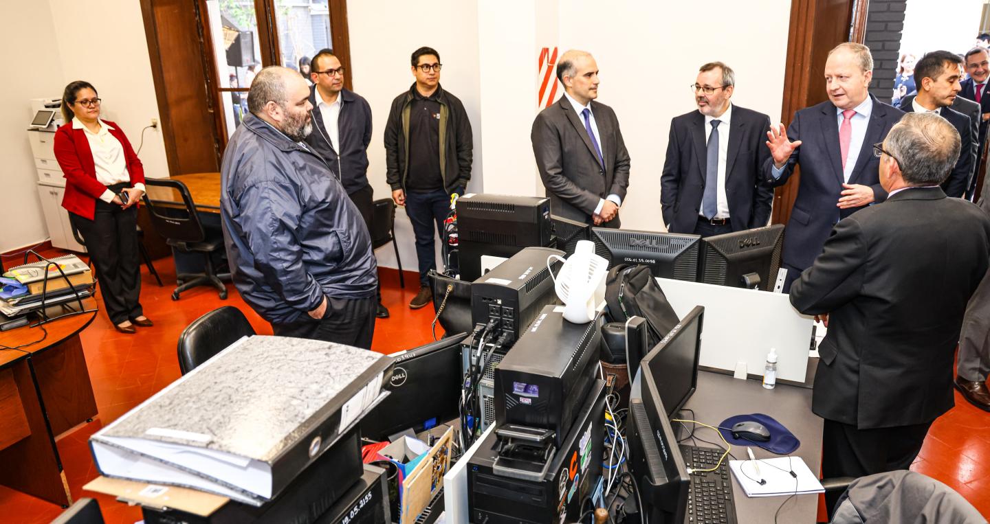 Inauguración de edificio interiores