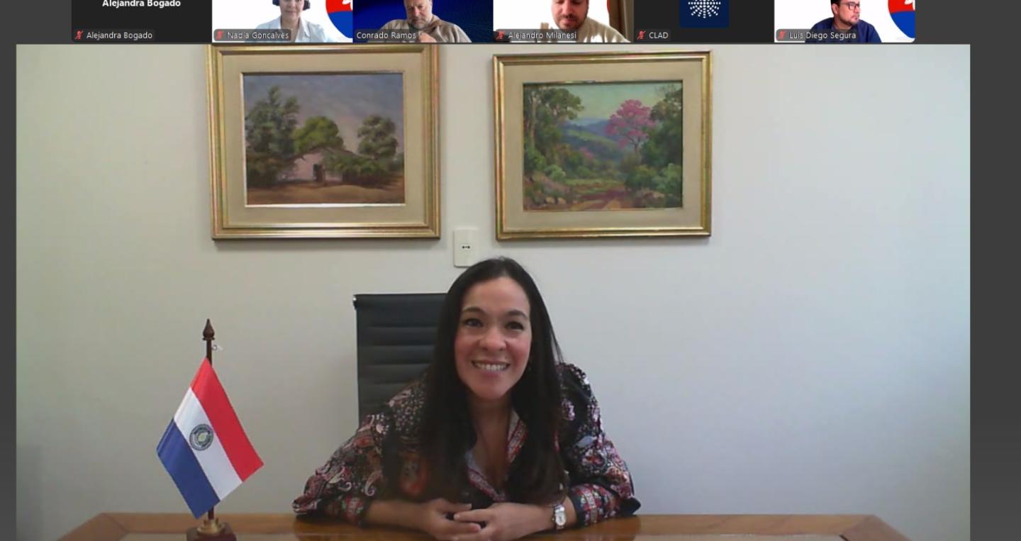 Viceministra Picaso en reunión del CLAD