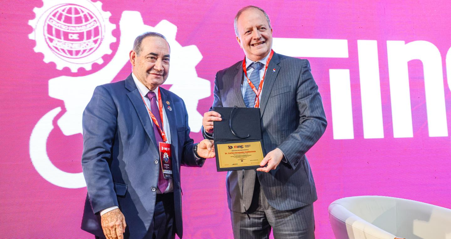 Ministro Fernández Valdovinos y el presidente del CPI, Amílcar Troche
