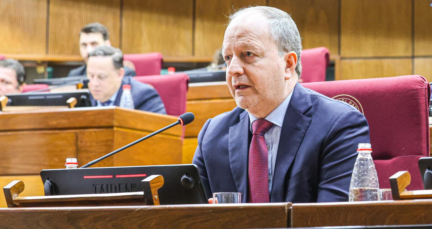 Ministro Carlos Fernández Valdovinos 