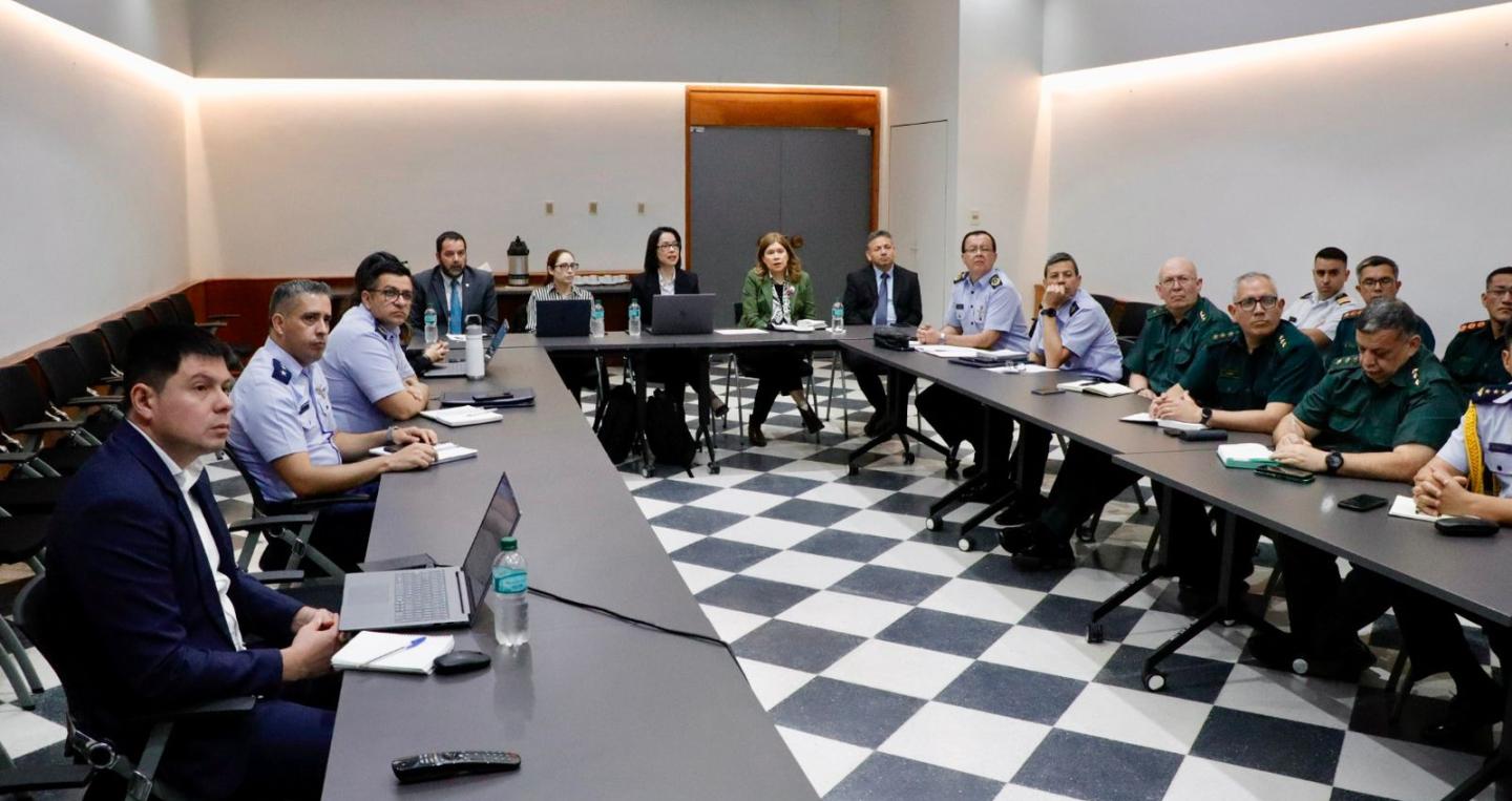 Participantes de la reunion sobre Caja Fiscal 
