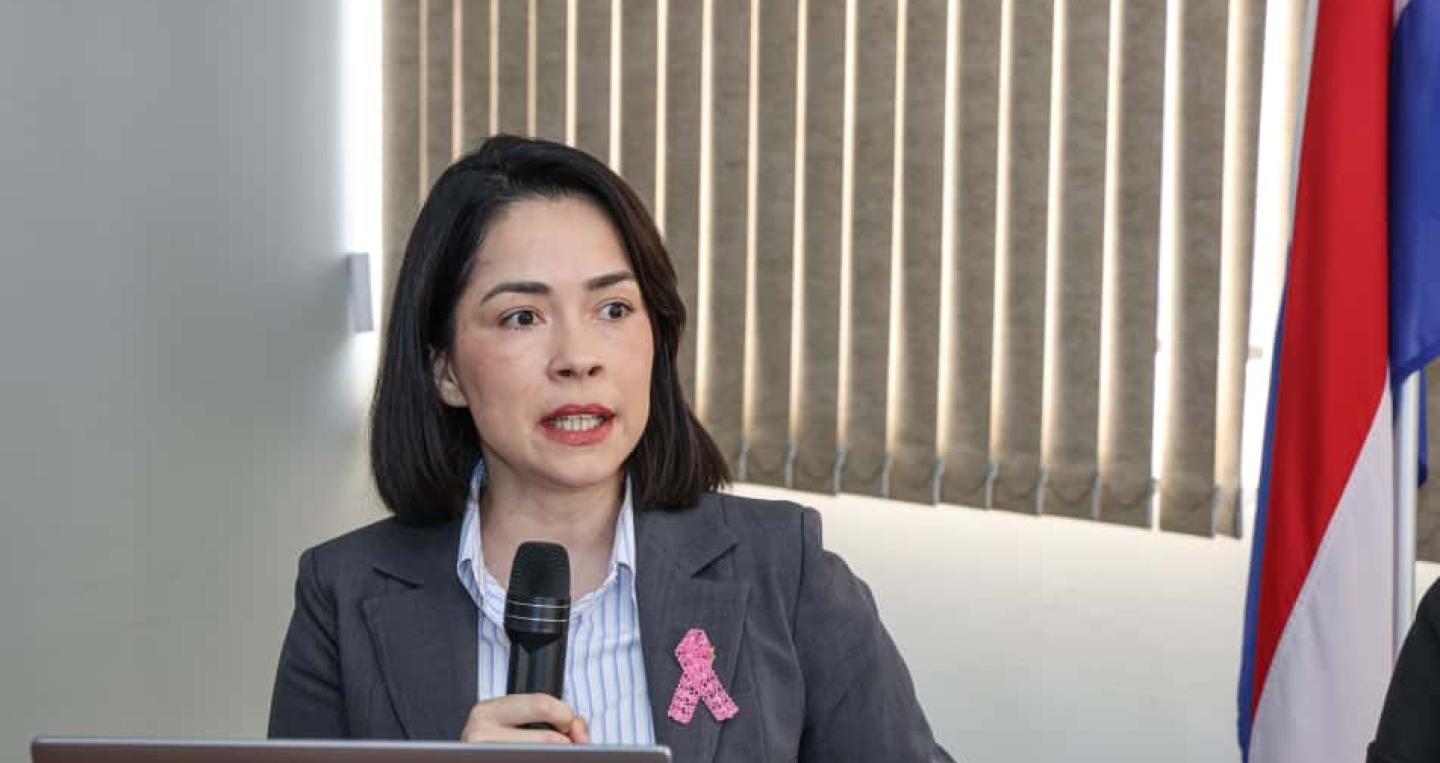 Liz Coronel en reunión sobre Caja Fiscal