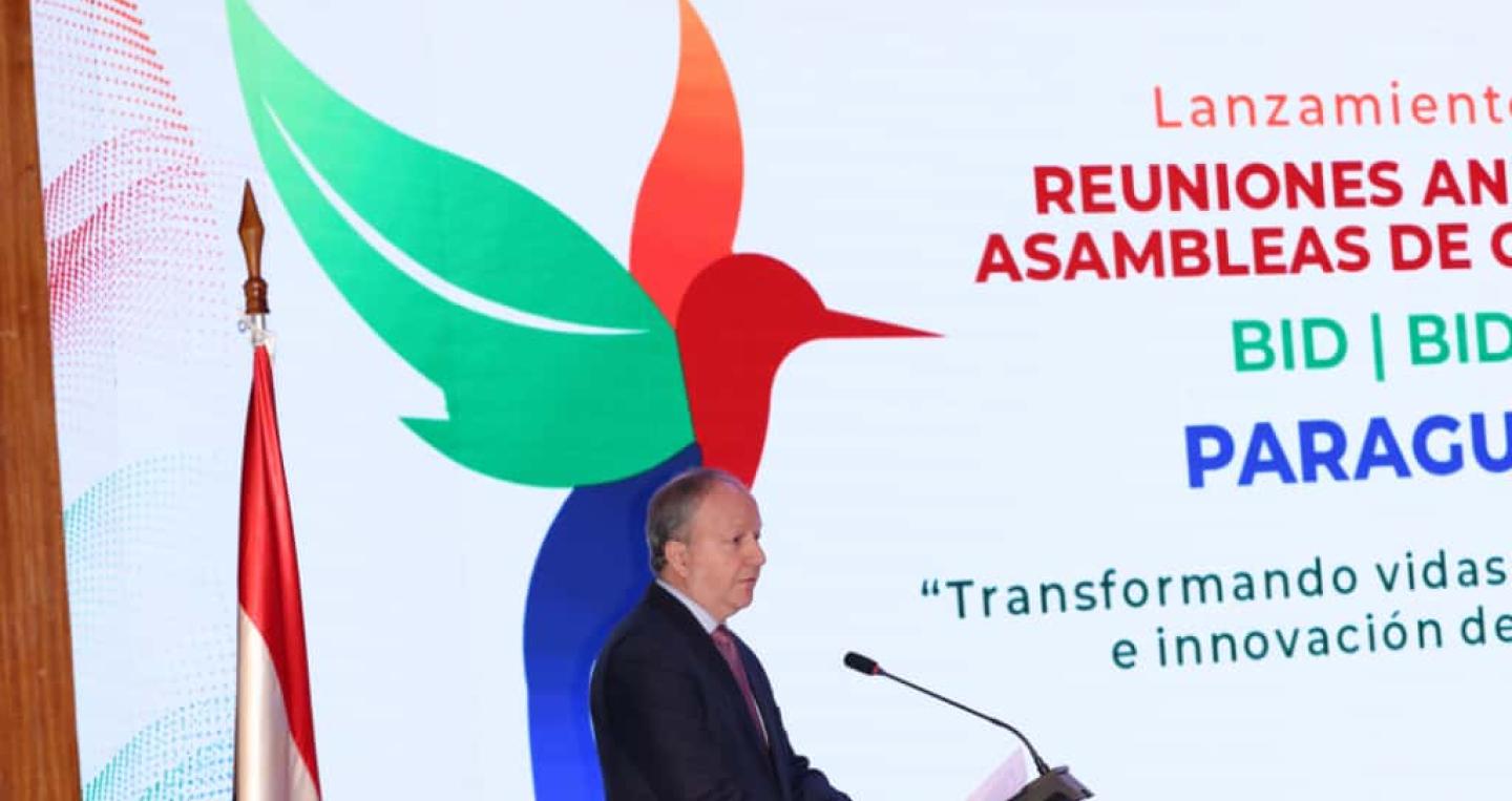 Ministro Fernánde Valdovinos- Lanzamiento de Asamblea del BID en Paraguay