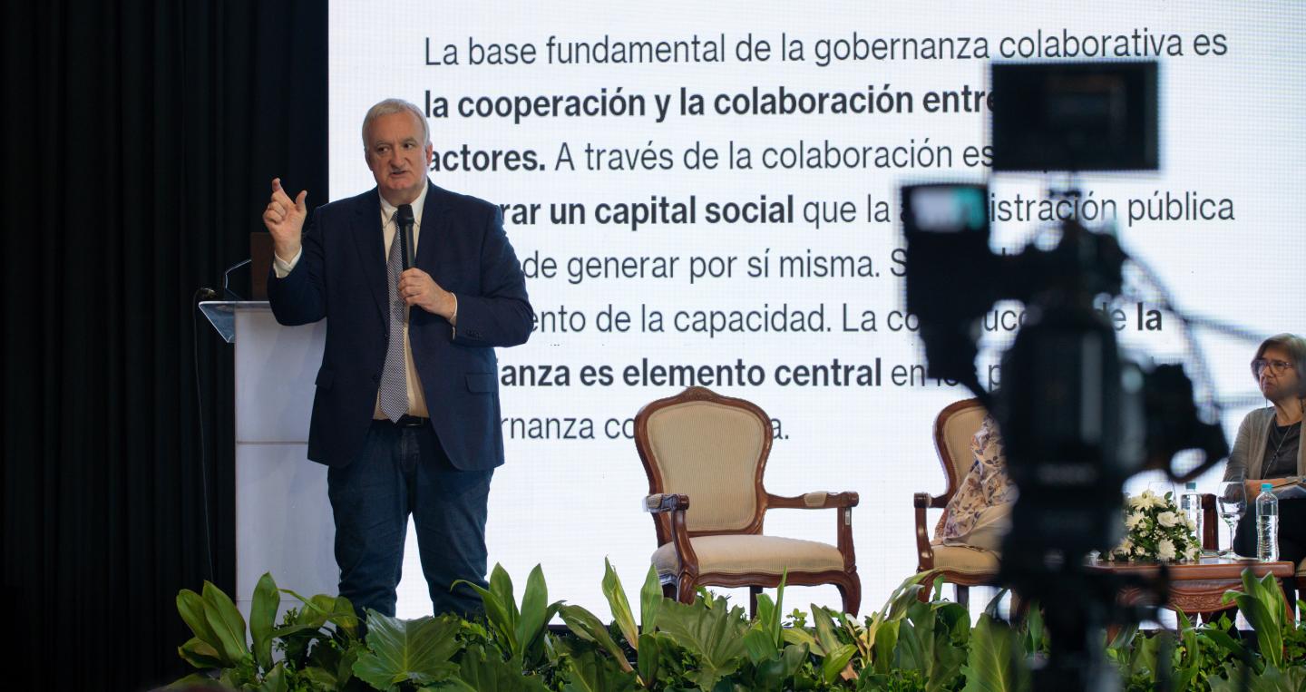 Conferencia Xabier Barandiaran Irastorza, en Congreso CLAD 