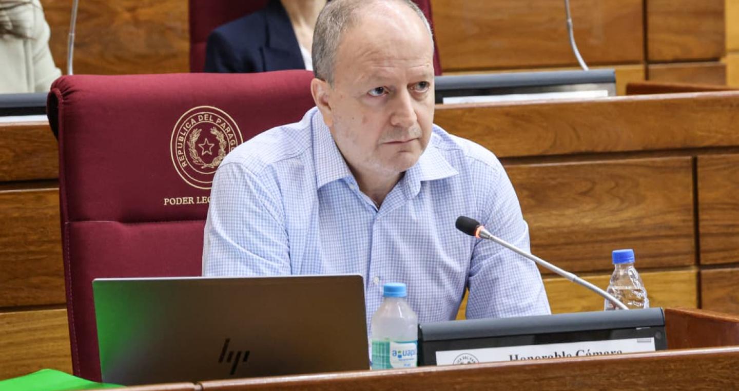 ministro de Economía y Finanzas, Carlos Fernández Valdovinos en Audiencia pública realizada en el Congreso Nacional