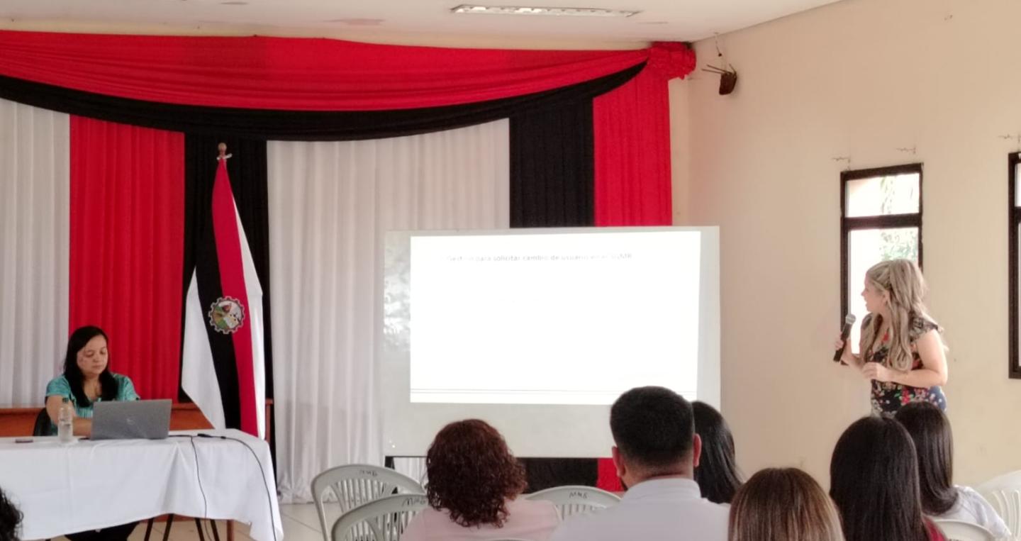 funcionarios de municipalidaes de Itapúa y Alto Paraná 