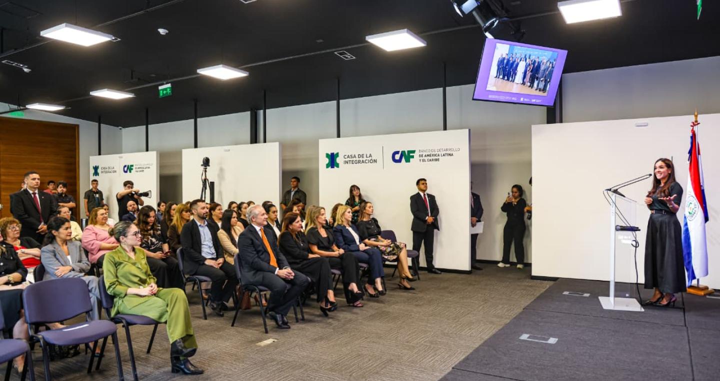 Lanzamiento de formación mujeres líderes