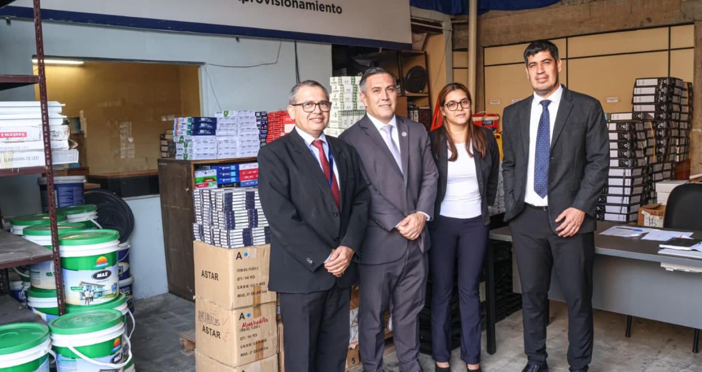 Directivos del MEF con el MEF