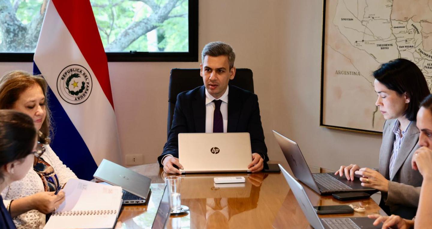 Reunión técnica del ministro interino