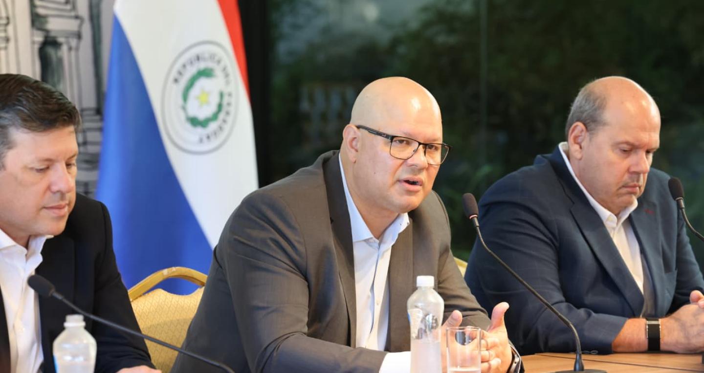 Ministro Lovera en conferencia de prensa