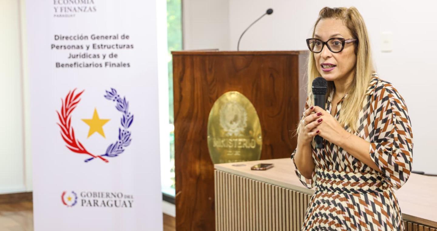 Directora general María del Carmen Benítez