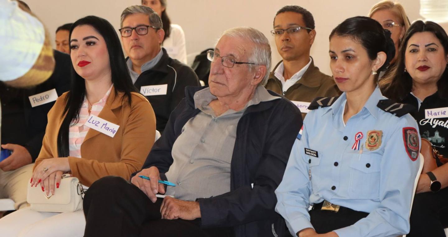 POUT en Eusebio Ayala