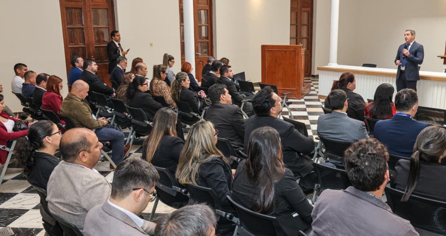 Director de Presupuesto MEF