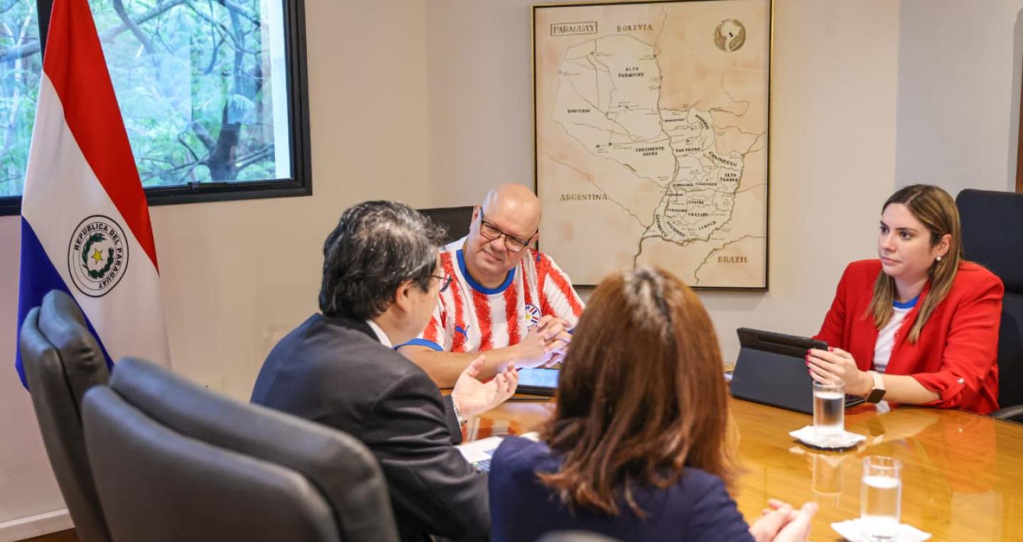 Reunión con Japón