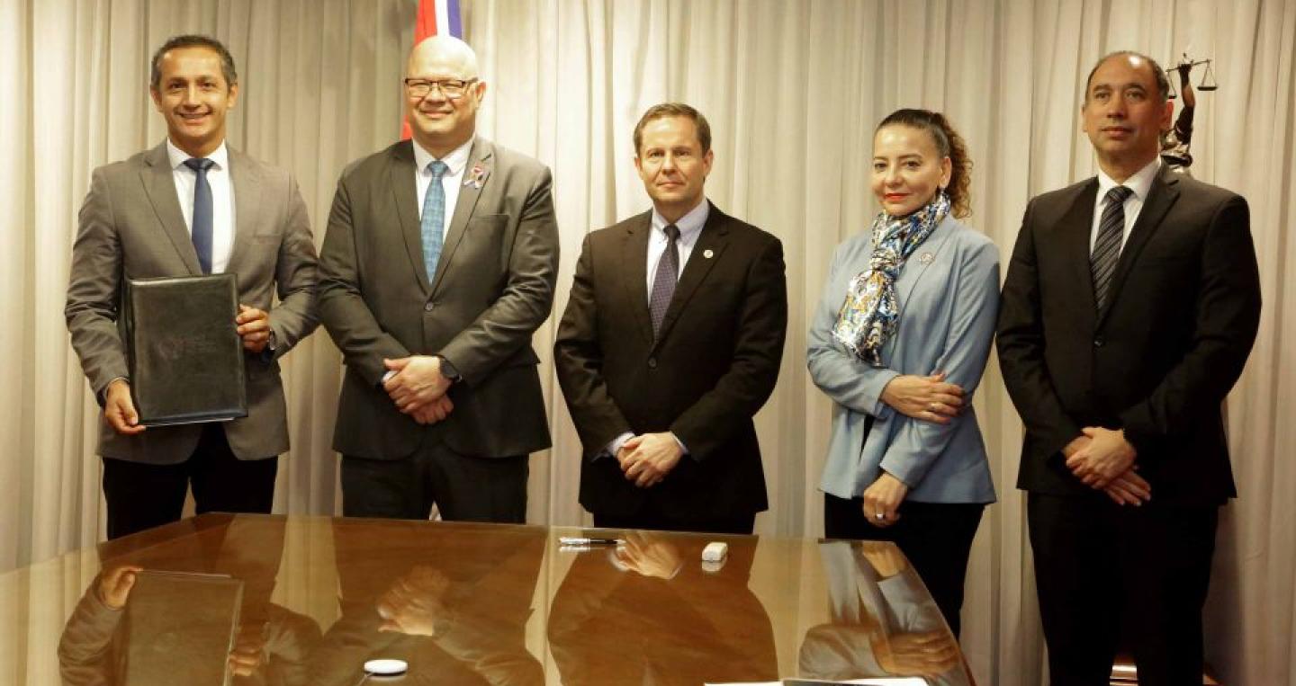 Firma de acuerdo