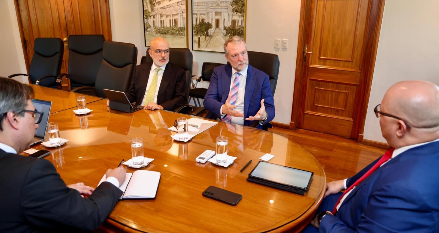 Ministro Lovera en reunión con el gerente del Cono Sur del Banco Interamericano de Desarrollo (BID), Morgan Doyle