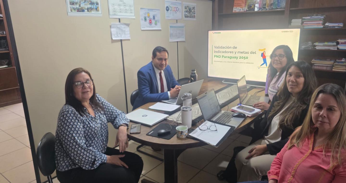 Reunión de validación de los indicadores y metas del PND Paraguay 2050