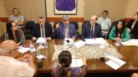 desarro de la reunión con miebros de los gremios de docentes y el equipo mef