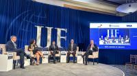 Ministro Fernández Valdovinos en Panel de IIF en EEUU