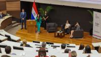 Viceministra Picaso en taller de Inapp