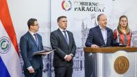 Ministro Carlos Fernández en Mburuvicha Róga 