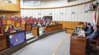 Ministro Fernández Valdovinos en el Congreso 
