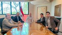 ministro de Economía y Finanzas, Carlos Fernández Valdovinos con directivos de Cámara Vial Paraguaya (Cavialpa)