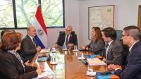 Ministro con OPS-OMS