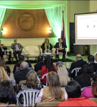 Conferencia organizada por el Colegio de Graduados en Ciencias Económicas del Paraguay