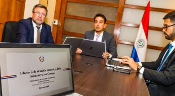 Autoridades en presentación de Situfin 