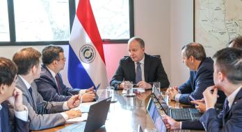 Misión del Fondo Monetario Internacional (FMI) en Asunción con el Ministro Fernández Valdovinos
