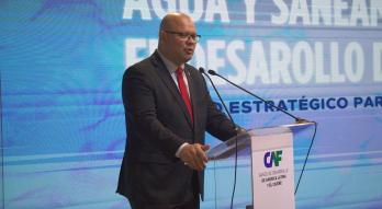 Ministro Oscar Lovera en evento CAF