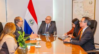 Ministron con presidente del IPTA