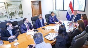 Ministro con ESSAP
