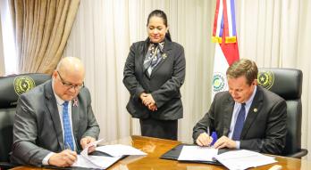 Firma de acuerdo entre el MEF y CSJ
