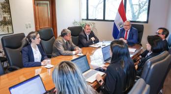 Reunión de integrantes de Inclusión Financiera