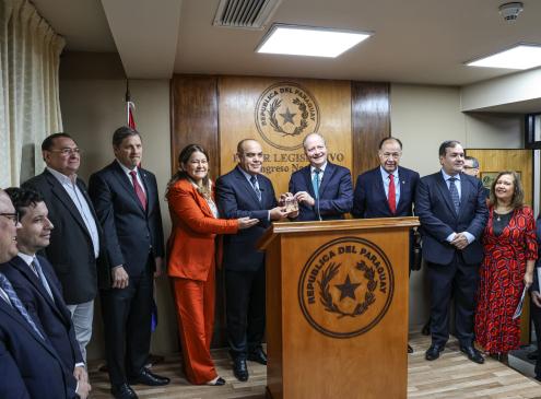 Entrega del proyecto de PGN 2025 al Congreso