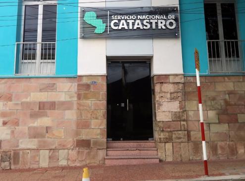 Fachada de Catastro