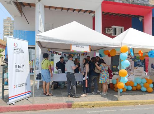 Stand de Inapp y Becal en feria Palmear
