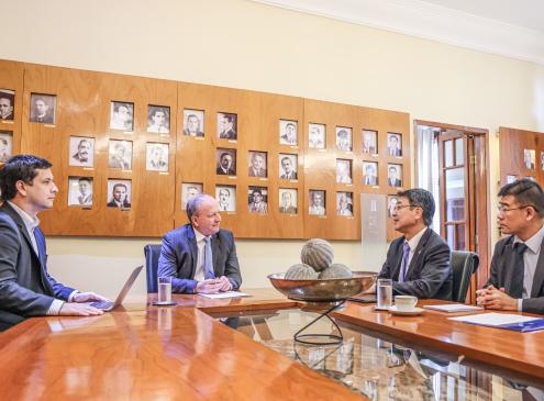 Reunión con el embajador de Japón