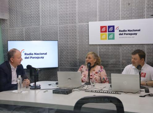 Ministro en entrevista radial
